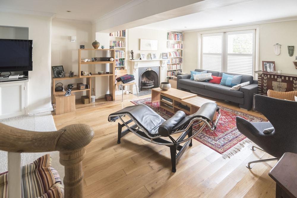 Stylish Family Home In Battersea Vr London Bagian luar foto